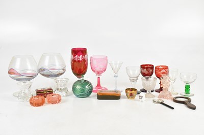 Lot 804 - An assortment of Victorian and later glassware,...