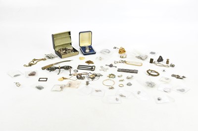 Lot 17 - A small collection of silver, white metal and...