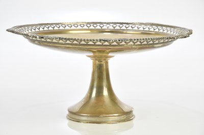 Lot 1218 - EDWARD BARNARD & SONS LTD; a George V...