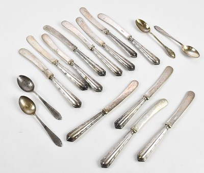 Lot 1160 - RAENO SILVER PLATE CO LTD; a group of eleven...