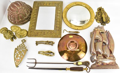 Lot 358 - Various items of vintage and antique brass and...