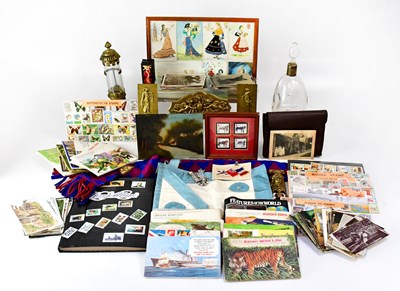 Lot 363 - A collectors' lot, to include a glass decanter...