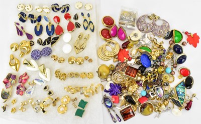 Lot 1226 - Various pairs of modern and vintage earrings,...