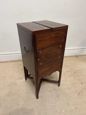 Lot 1288 - A Georgian inlaid mahogany gentleman's wash...