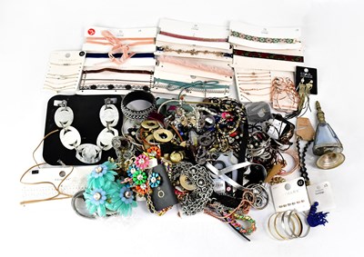 Lot 871 - A quantity of modern, mainly metallic costume...