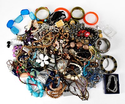 Lot 876 - A quantity of costume jewellery, to include...