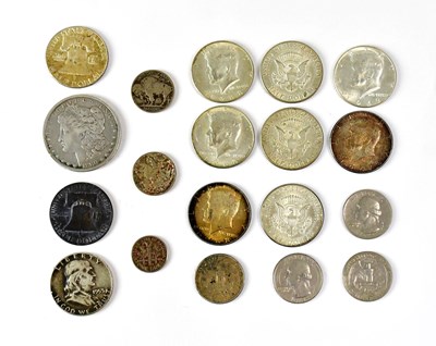 Lot 626 - A collection of United States coinage to...