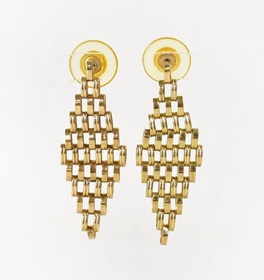 Lot 855 - A pair of 9ct gold chain link stud earrings in...
