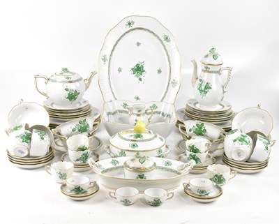 Lot 696 - HEREND; an 'Apponyi Vert' pattern tea, dinner...