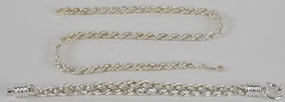 Lot 1322 - Two items of bright silver jewellery...