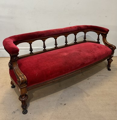 Lot 1132 - A Victorian carved mahogany settee with open...
