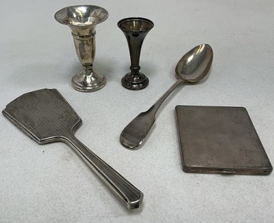 Lot 1057 - A group of small silver comprising a George V...