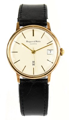 Lot 1692 - MAPPIN & WEBB; a gentleman's 9ct gold quartz...