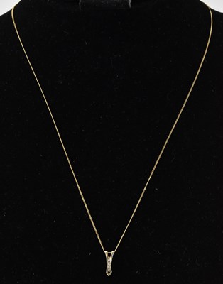 Lot 1230 - A 9ct yellow gold fine link necklace,...