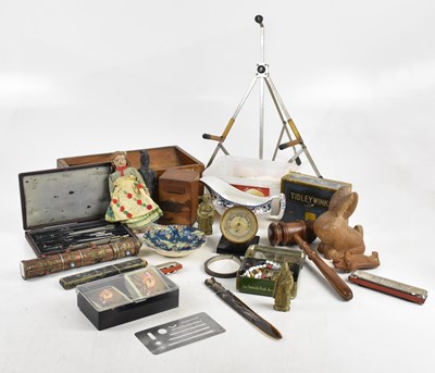 Lot 1361 - A mixed collection of collectors' items...