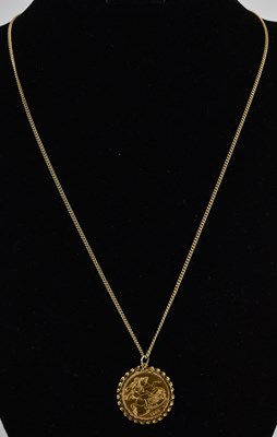 Lot 1186 - An Elizabeth II 1980 full sovereign in pendant...