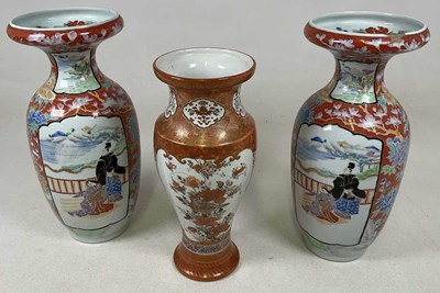 Lot 38 - A pair of large Japanese Meiji period Imari...