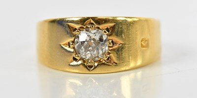 Lot 64 - An 18ct yellow gold diamond ring, the old cut...