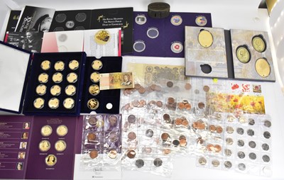 Lot 971 - A collection of modern collectible coins,...
