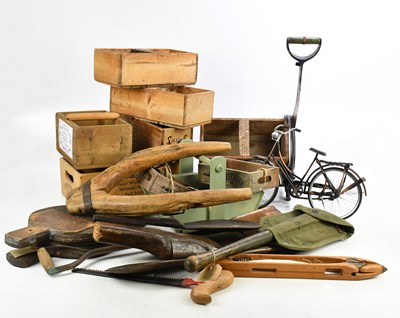 Lot 1314 - An assortment of collectors' items including...