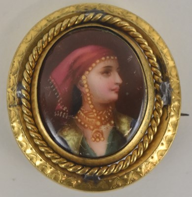 Lot 1289 - A Victorian Continental swivel mourning brooch,...