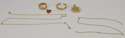 Lot 1096 - A group of 9ct yellow gold jewellery including...