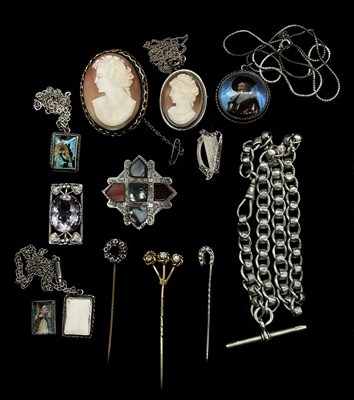 Lot 1166 - A group of decorative vintage jewellery...