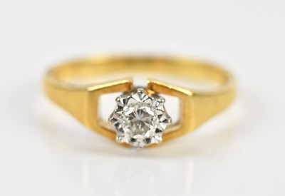 Lot 180 - An 18ct yellow gold illusion set diamond...