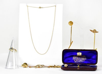 Lot 1108 - A group of 9ct yellow gold jewellery,...