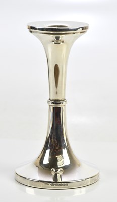 Lot 1038 - W I BROADWAY; an Elizabeth II hallmarked...