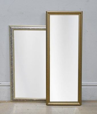 Lot 2031 - A reproduction gilt framed wall mirror, 100 x...