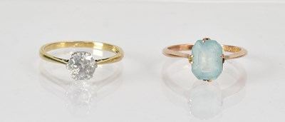 Lot 1036 - A 9ct yellow gold ring with platinum mount,...
