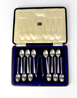 Lot 880 - A cased set of twelve Elizabeth II hallmarked...