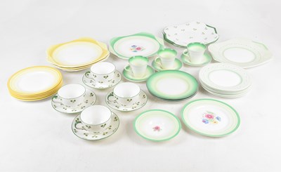 Lot 715 - SHELLEY; a collection of part tea/dinner...