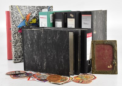 Lot 396 - A large collection of vintage advertising...