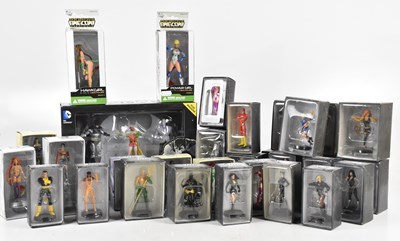 Lot 836 - An extensive collection of boxed Eaglemoss DC...