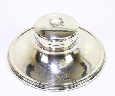 Lot 2431 - WILLIAM HUTTON & SONS; a George VI hallmarked...
