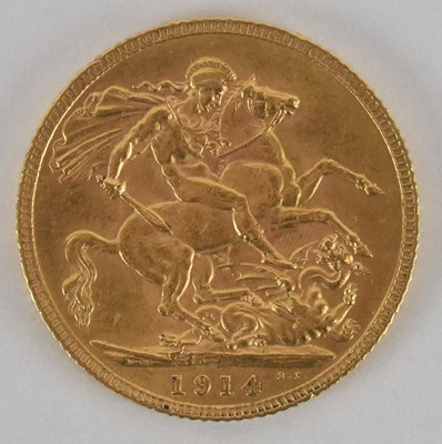 Lot 1391 - A George V 1914 full sovereign.