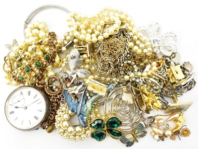 Lot 1331 - A group of mixed costume jewellery including a...