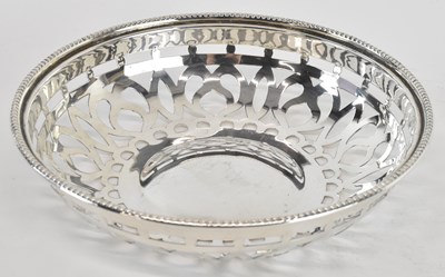 Lot 1067 - An Edward VII hallmarked silver pierced silver...