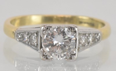 Lot 1111 - An 18ct gold diamond set ring, the brilliant...