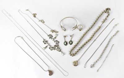 Lot 1115 - A group of 925 silver jewellery, to include a...