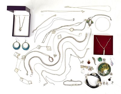 Lot 1116 - A group of 925 silver jewellery, to include a...