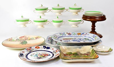 Lot 264 - Mixed ceramics to include a green and white...