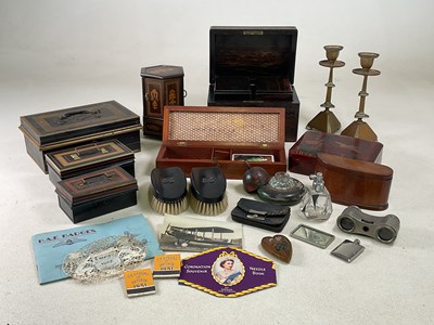 Lot 85 - A group of collectors' items, including metal...