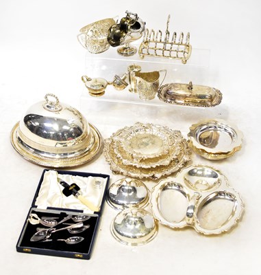 Lot 880 - A quantity of silver-plated wares including a...