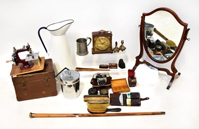Lot 352 - A collectors' lot including a large enamelled...