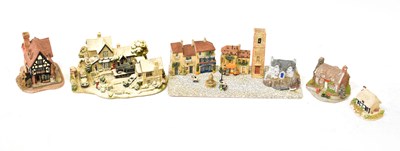 Lot 323 - LILLIPUT LANE; 'Homeward Bound for Christmas -...