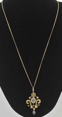 Lot 1415 - A 9ct gold Edwardian style floral...