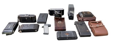 Lot 447 - A quantity of cameras including Coronet...